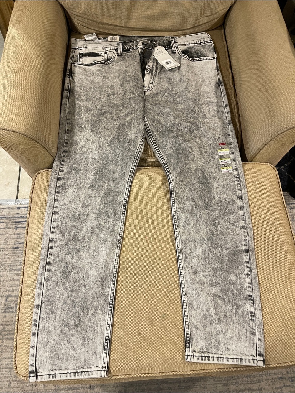 Levi's Men's Acid Wash Gray Slim Straight Jeans
